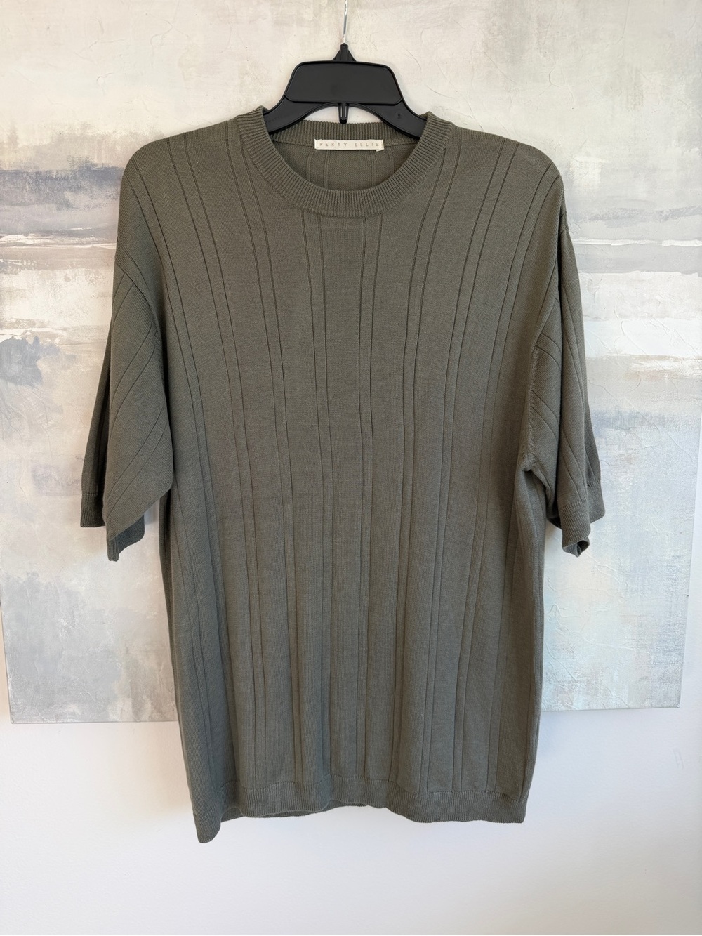 Perry Ellis Olive Green Short Sleeve Ribbed Knit Shirt‎ Large